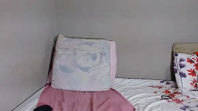 Ebonysweetcougar webcam