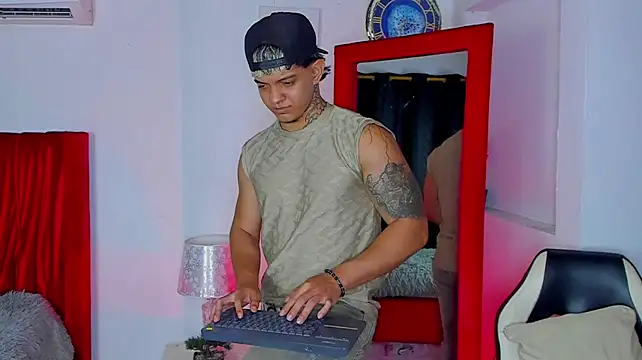 Noah__Browm webcam