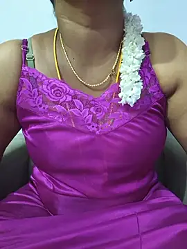 Tamilyazhini19 webcam