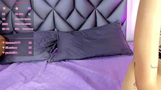 aaron_pamela01 webcam
