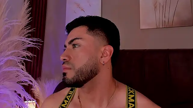 Alexander_Diazz live sex cam