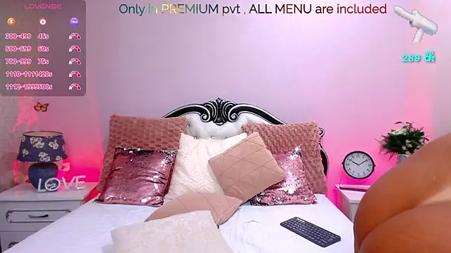 FoxxyClarise webcam