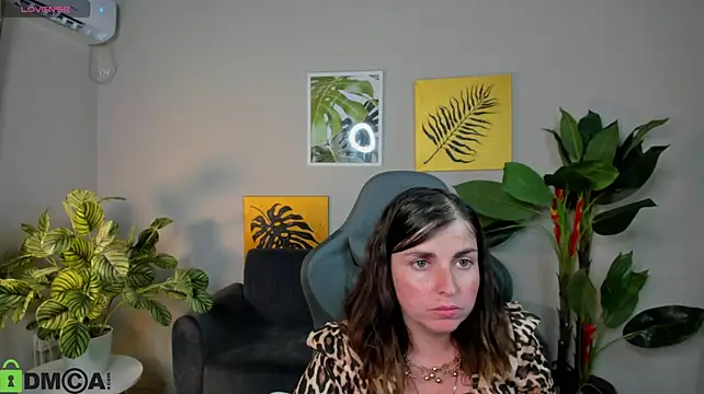 MartaEdams webcam