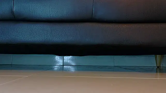 RiriiBrunette__ webcam