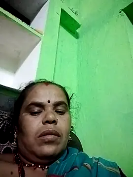 Hot_reeji8 webcam