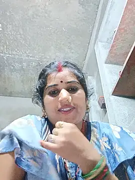 Hot_kamla
