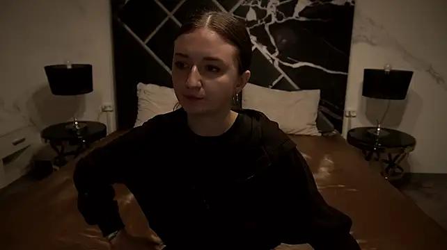 CyrenaLuxe webcam