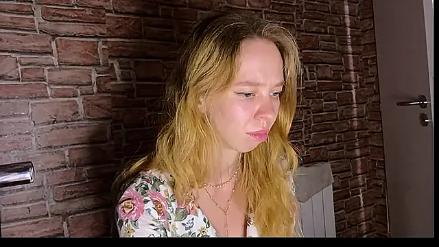ElizaStorm webcam