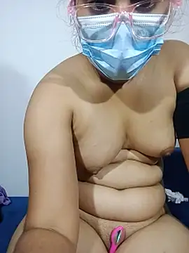 Lushee20 webcam