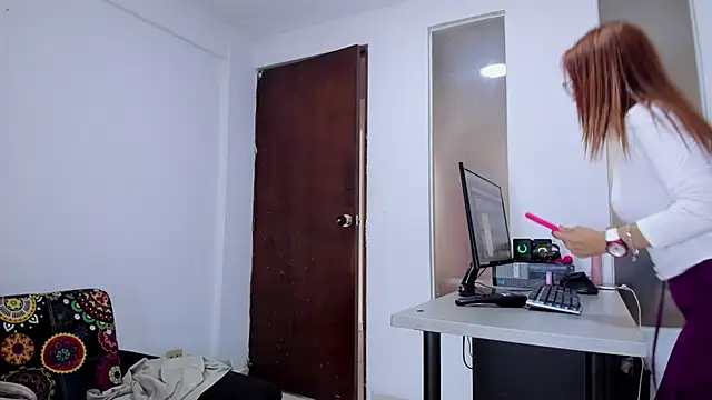 KateRoouse webcam