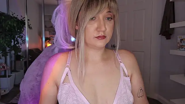 GoddessEmmy webcam