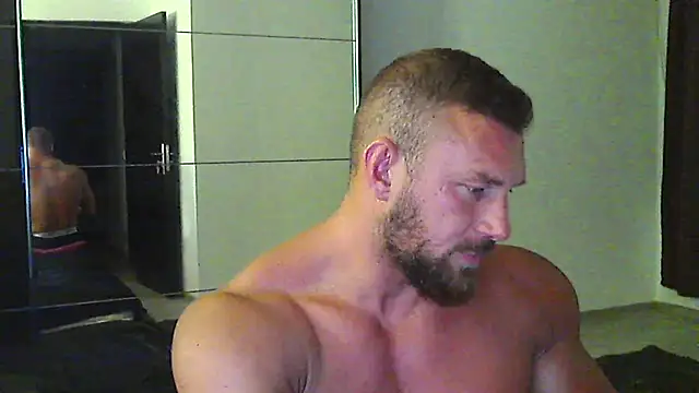 muscularkevin webcam