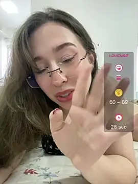 tsuki_chan_on webcam
