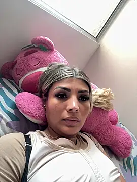 SALOOMEE__ webcam