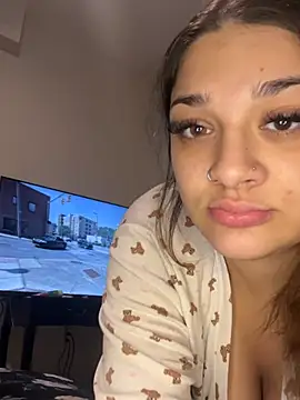 treasurebabii webcam