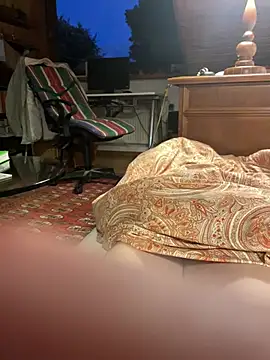 Steffibi1954 live now