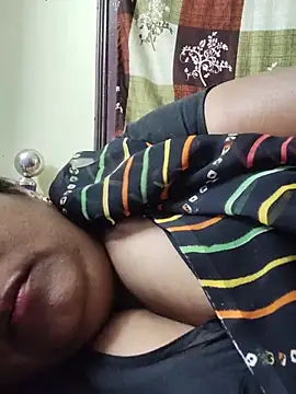 yamini1431 live sex cam