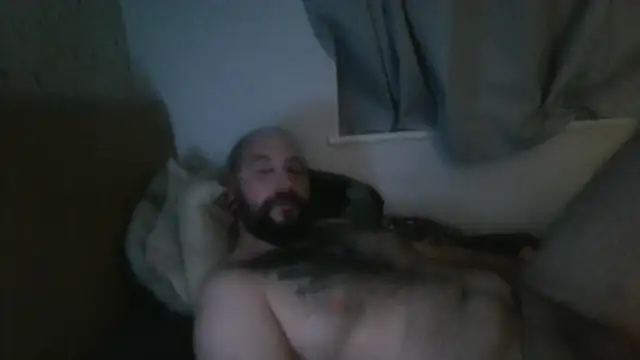 itsmeBeardyP live sex cam