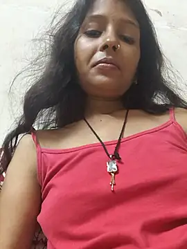 Gud_girl_Nilu webcam