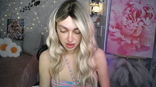 NickyAdamidi webcam