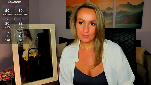 Alisa_Allisen webcam