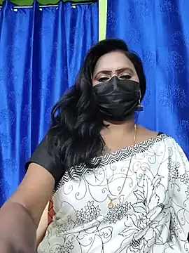 Meera_mia webcam