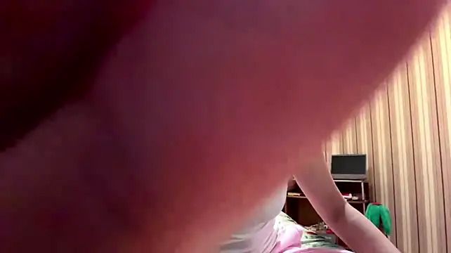 MyraRidler webcam