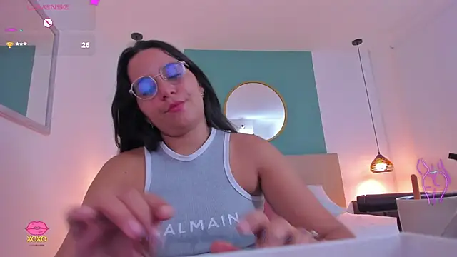 lucy_blue28 webcam