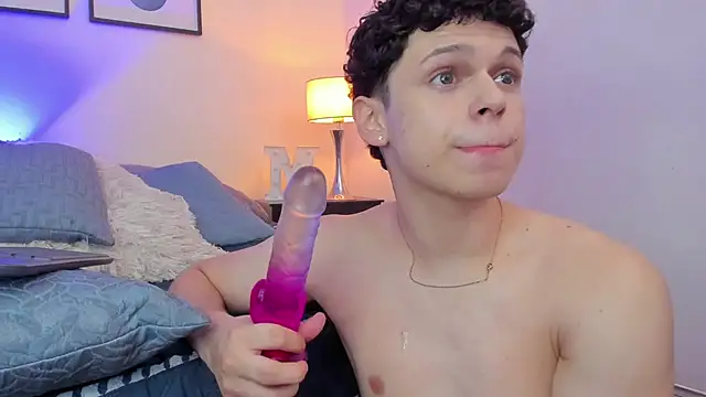 mykelcano live sex cam