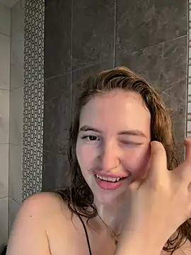TesssaHart live cam on StripChat