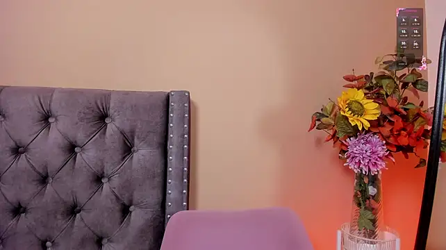 Mia_quinn__