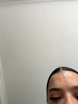JuanitaMore01 webcam