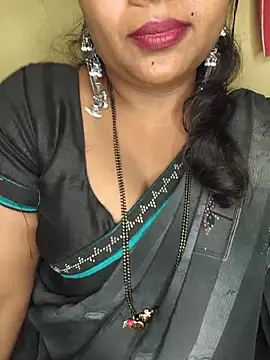 ur_love_kannada1 (F young) - Boobs show