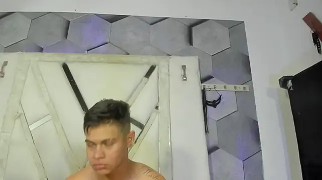 SadieAndAxel webcam