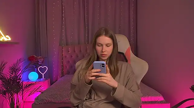 MelissaLowson webcam
