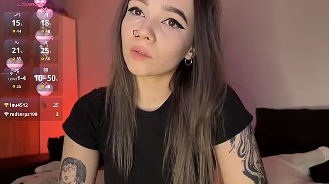 SarahRomantic webcam