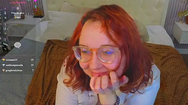 Aleks-casterrr live cam on StripChat