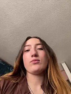 Valery_Salmons webcam