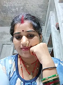 Hot_kamla