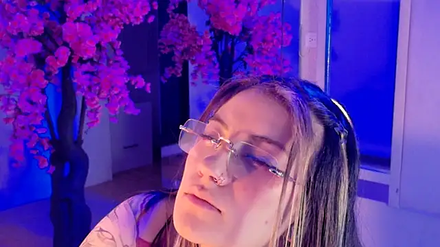 Broklinwhite_ webcam