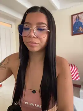 maaddyXXX webcam