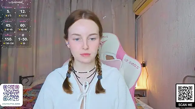 bae_cake_ webcam
