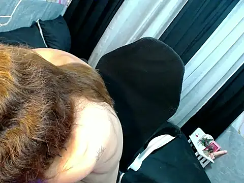 blowzy_sexy webcam