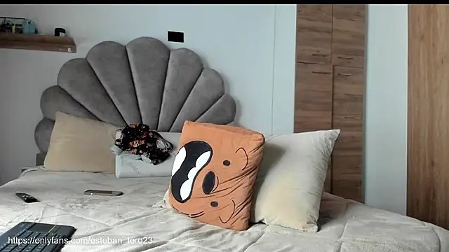 manucute_23_ webcam