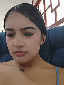 SCARLETVELVET_ webcam