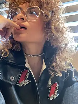 Emily_fiori webcam