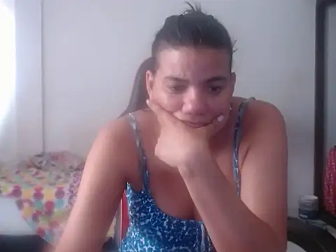 Adriana_0312 webcam