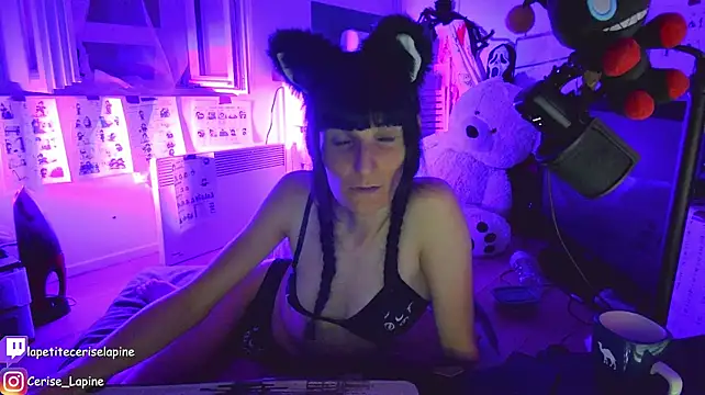 CeriseLapine webcam