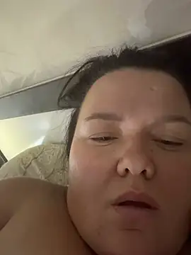 SunnyLeila2101 webcam