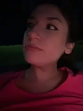 ScarletBloom_ webcam